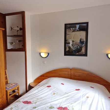 Villa Le Dy En Fleurs Saint-Maurice-en-Cotentin Exterior foto